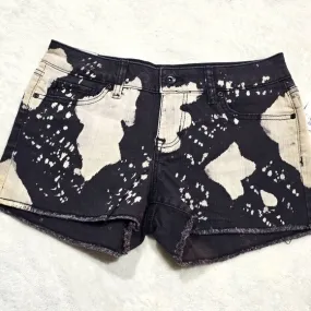 Jean Shorts | Bleach Wash Black White Raw Hem High Rise 5 Pocket